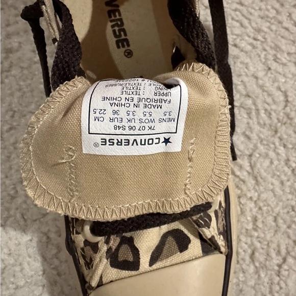 Converse Chuck Taylor Sneakers Leopard. New. Never Worn. Size 3.5 - Picture 5 of 7